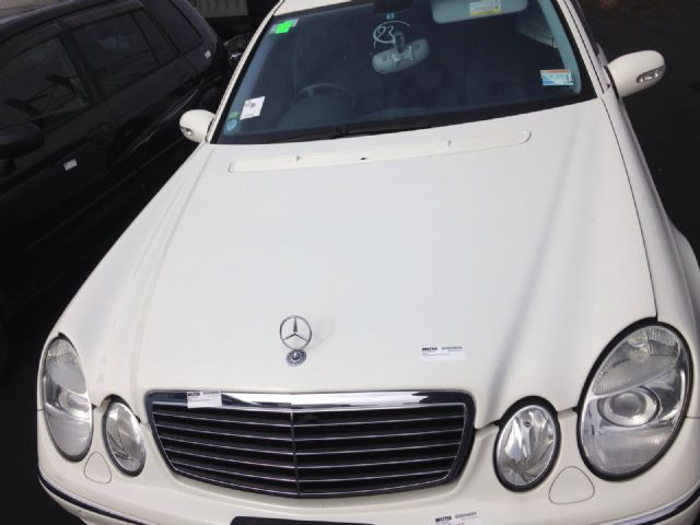 Mercedes-Benz E-Class (W211) visual data 8